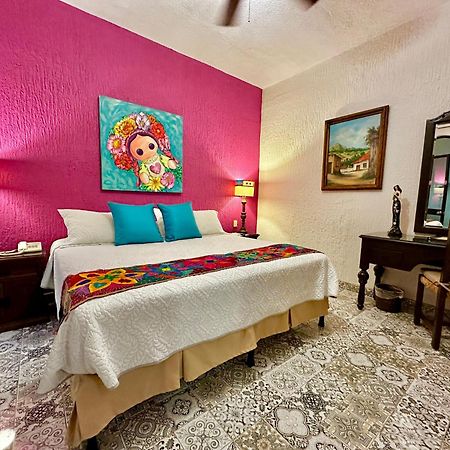 La Villa Del Ensueno Boutique Hotel Tlaquepaque Exterior photo